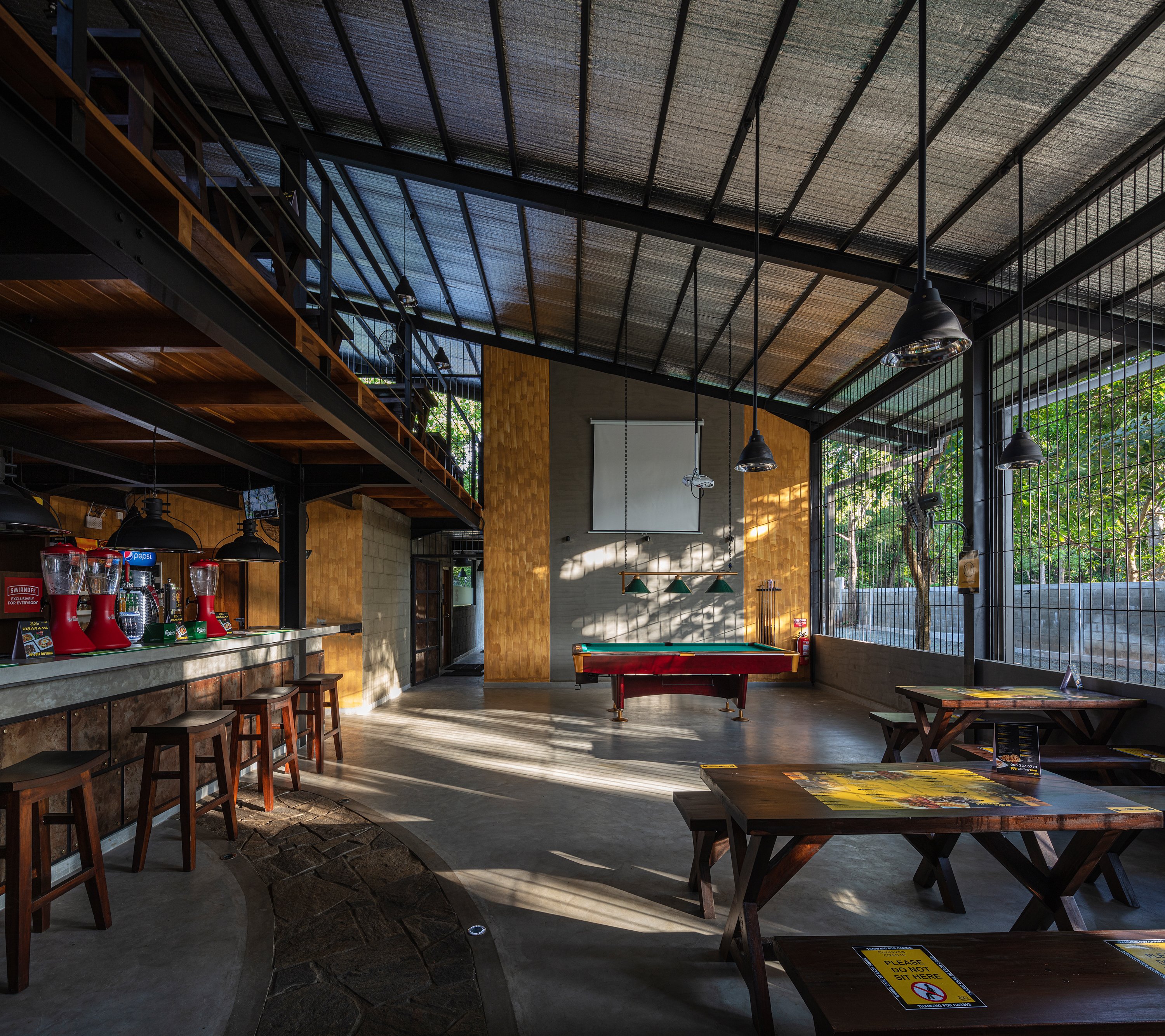 ARCHITECTURAL - RIVER HOUSE